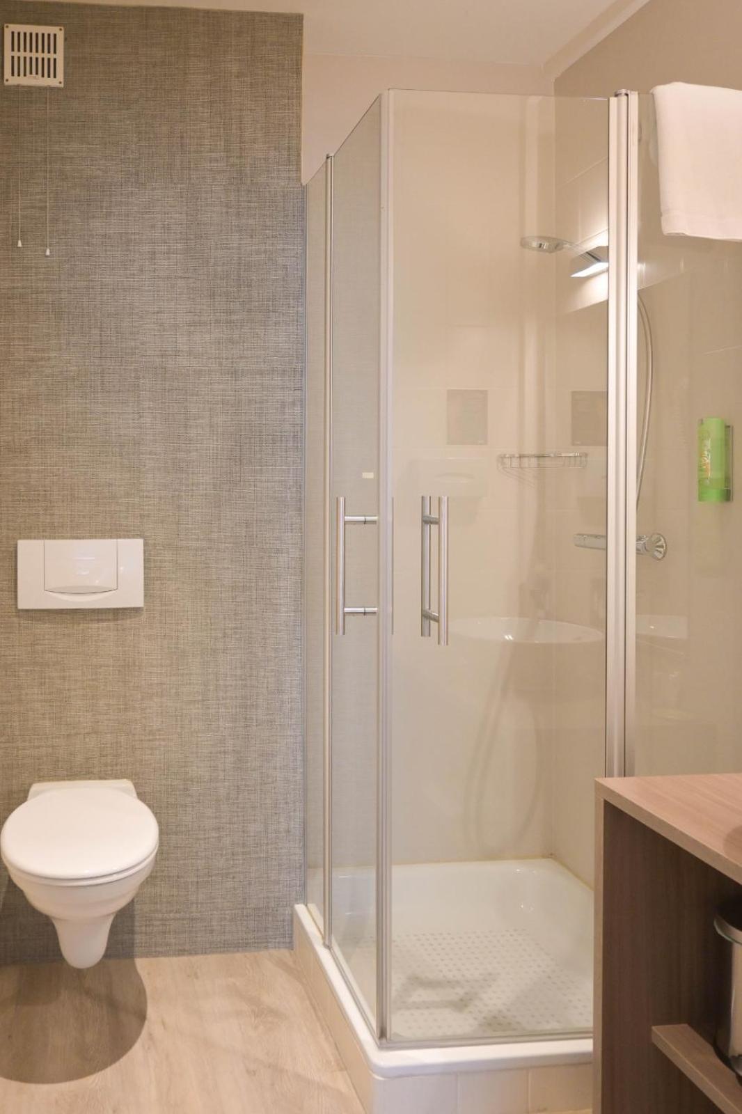 Hotel Essenza Puurs Ngoại thất bức ảnh